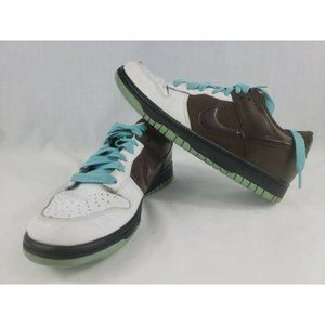 Nike Womens Sz 8.5 sneaker shoes